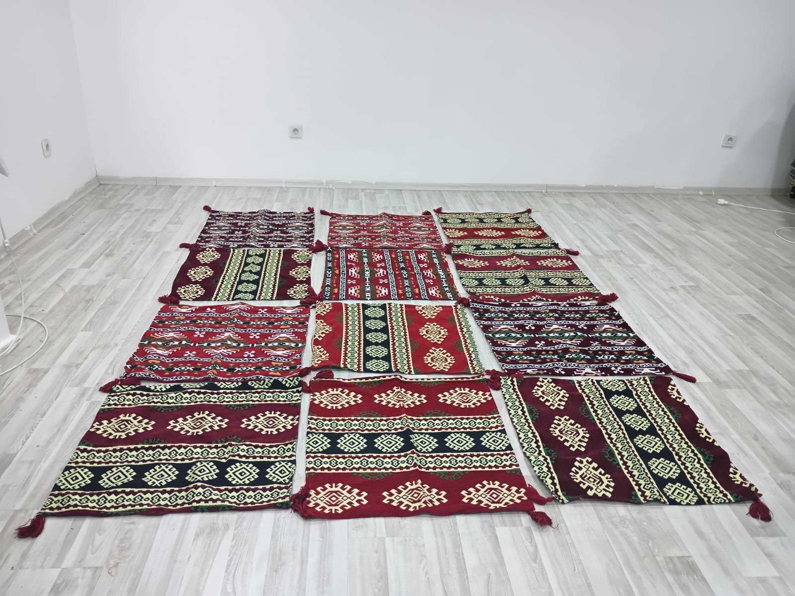 Kilim Desen Koltuk Örtü 64cm*64