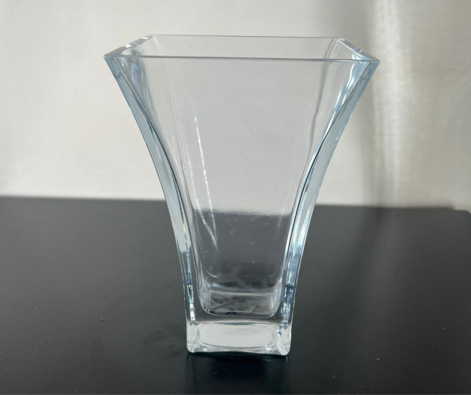 Kare Geniş Ağızlı Cam Vazo 20cm*14cm