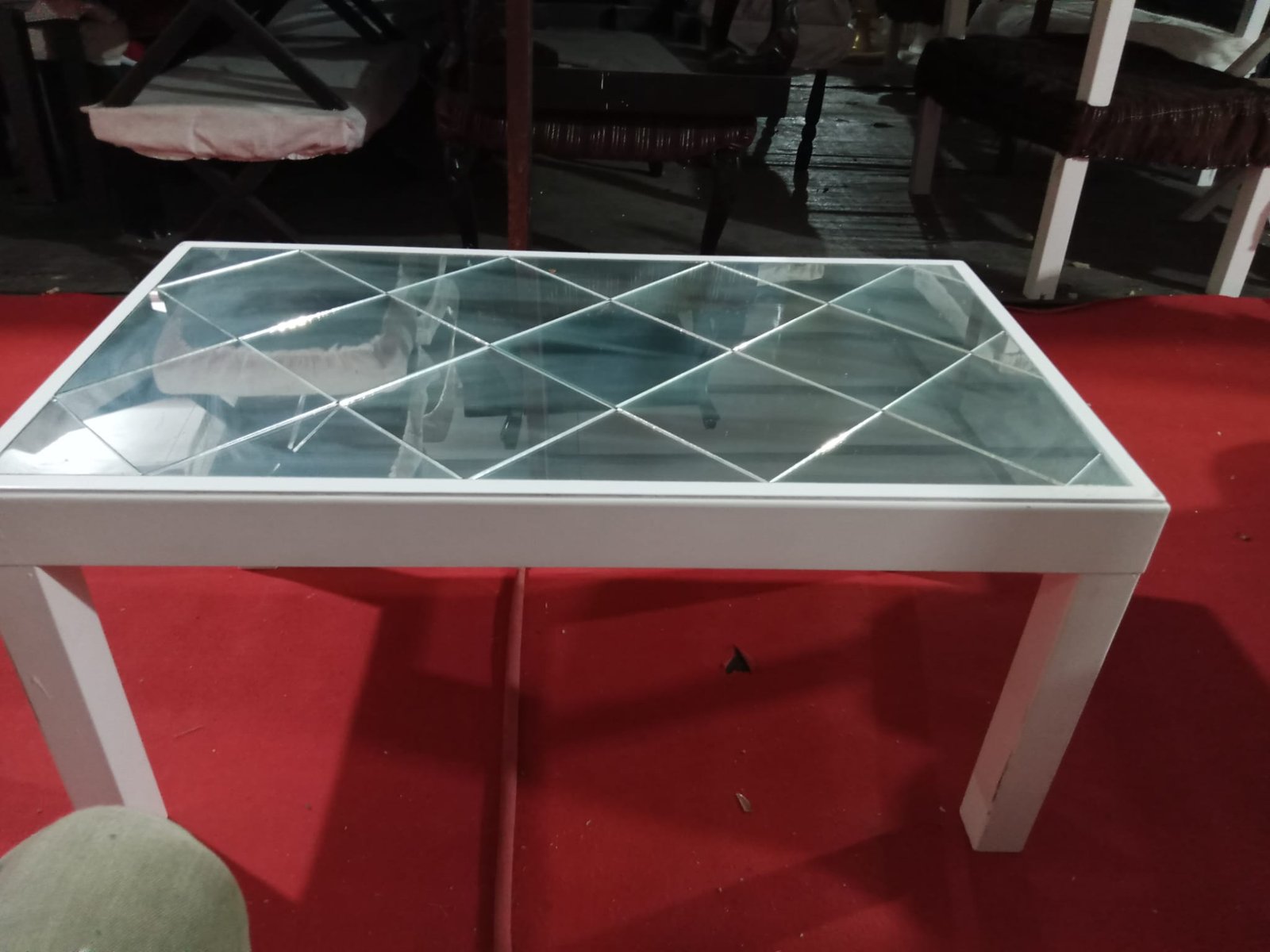 Dikdörgen Aynalı Sehpa 98cm*55cm y46