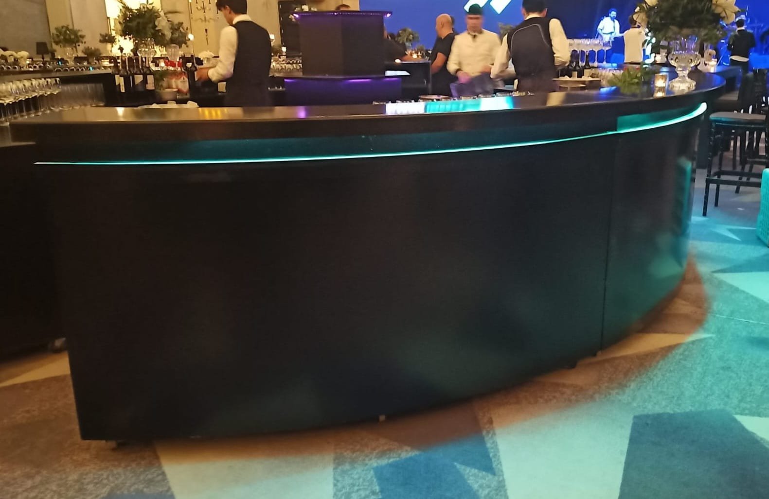Bar Siyah Ay Ledli